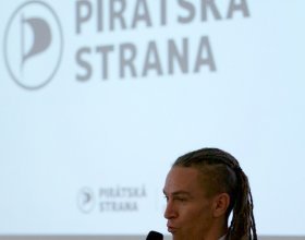 Ivan Bartoš- předseda České pirátské strany (65)